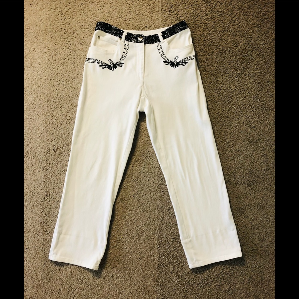 Christine Phillipe Denim Jeans Size 2 Embroidered Stretch fabric and pockets - Picture 1 of 13